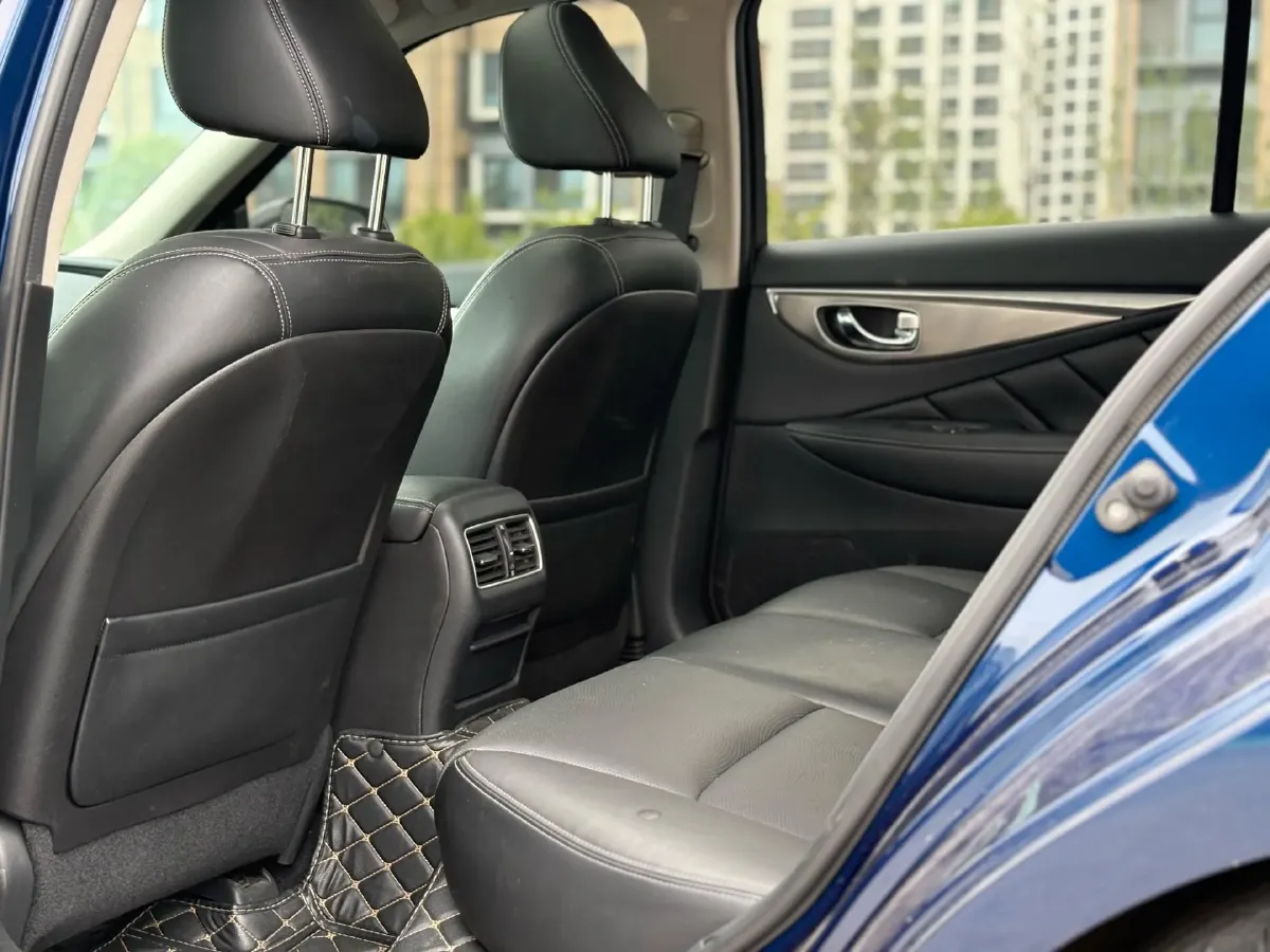 2022 Infiniti Q50L 2.0T 211HP L4 7AT,autocango,china used car exporter,china ev exporter,chinese used car exporter,chinese used ev exporter