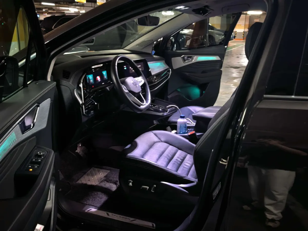 2021 Volkswagen Talagon 2.0T 220HP L4 7DCT,autocango,china used car exporter,china ev exporter,chinese used car exporter,chinese used ev exporter