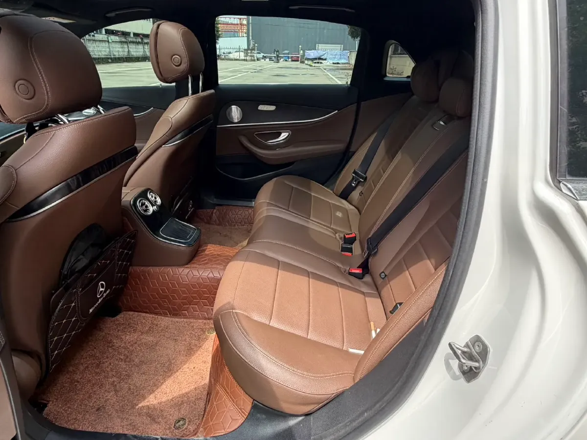 2021 Mercedes-Benz E Class 2.0T 197HP L4 9AT,autocango,china used car exporter,china ev exporter,chinese used car exporter,chinese used ev exporter