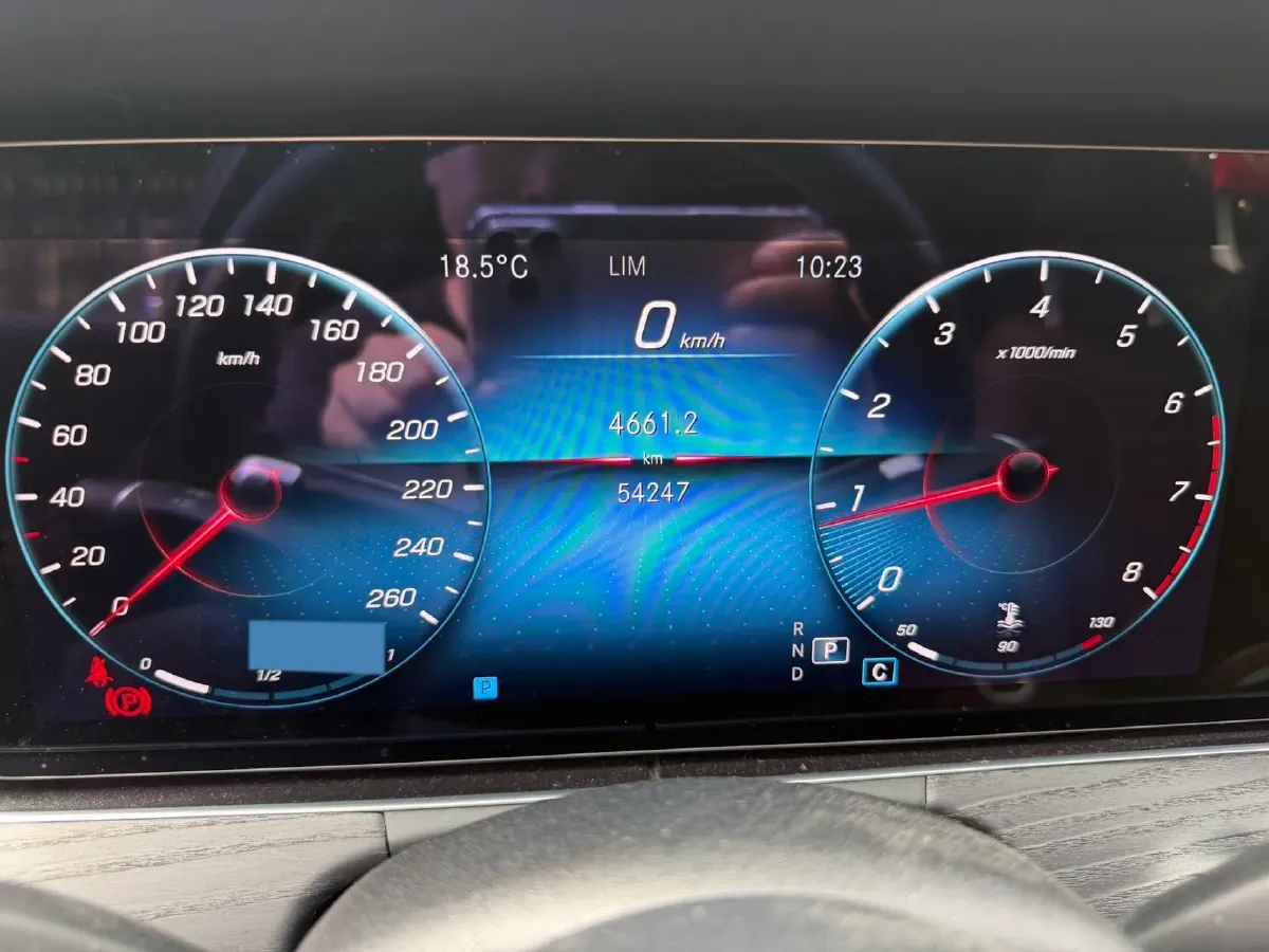 2021 Mercedes-Benz E Class 2.0T 197HP L4 9AT,autocango,china used car exporter,china ev exporter,chinese used car exporter,chinese used ev exporter