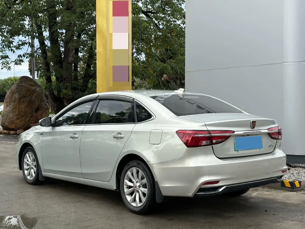 2017 Roewe i6 1.0T 125HP L3 2AT PHEV,autocango,china used car exporter,china ev exporter,chinese used car exporter,chinese used ev exporter