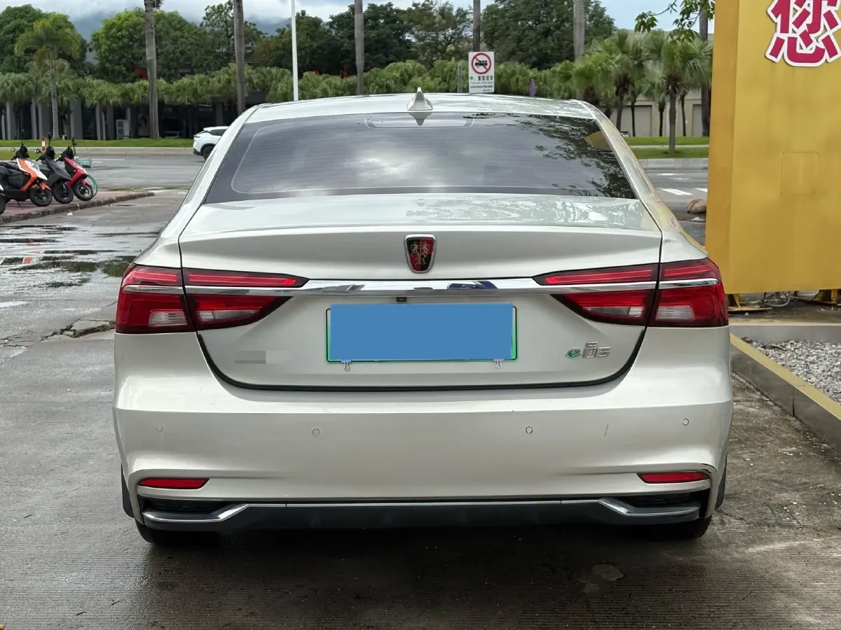 2017 Roewe i6 1.0T 125HP L3 2AT PHEV,autocango,china used car exporter,china ev exporter,chinese used car exporter,chinese used ev exporter