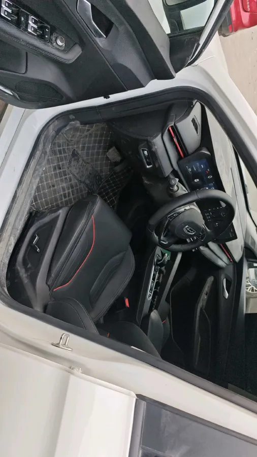 2024 Geely Binray 1.5T 181HP L4 7DCT,autocango,china used car exporter,china ev exporter,chinese used car exporter,chinese used ev exporter