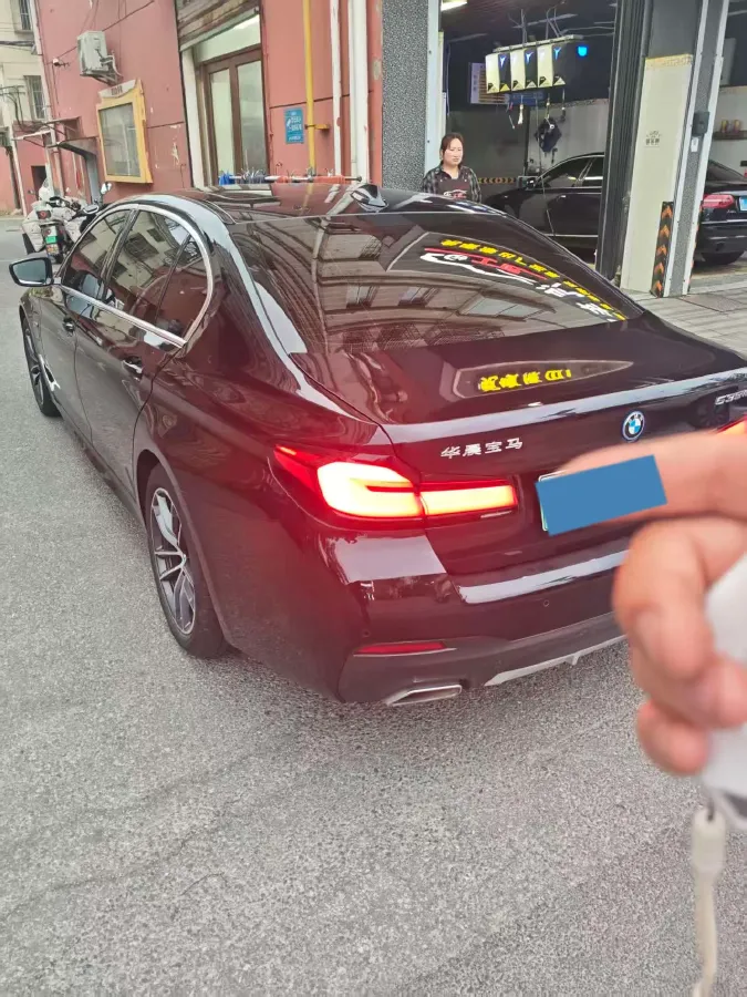 2021 BMW 5 Series 2.0T 184HP L4 8AT PHEV 17.7KWH,autocango,china used car exporter,china ev exporter,chinese used car exporter,chinese used ev exporter