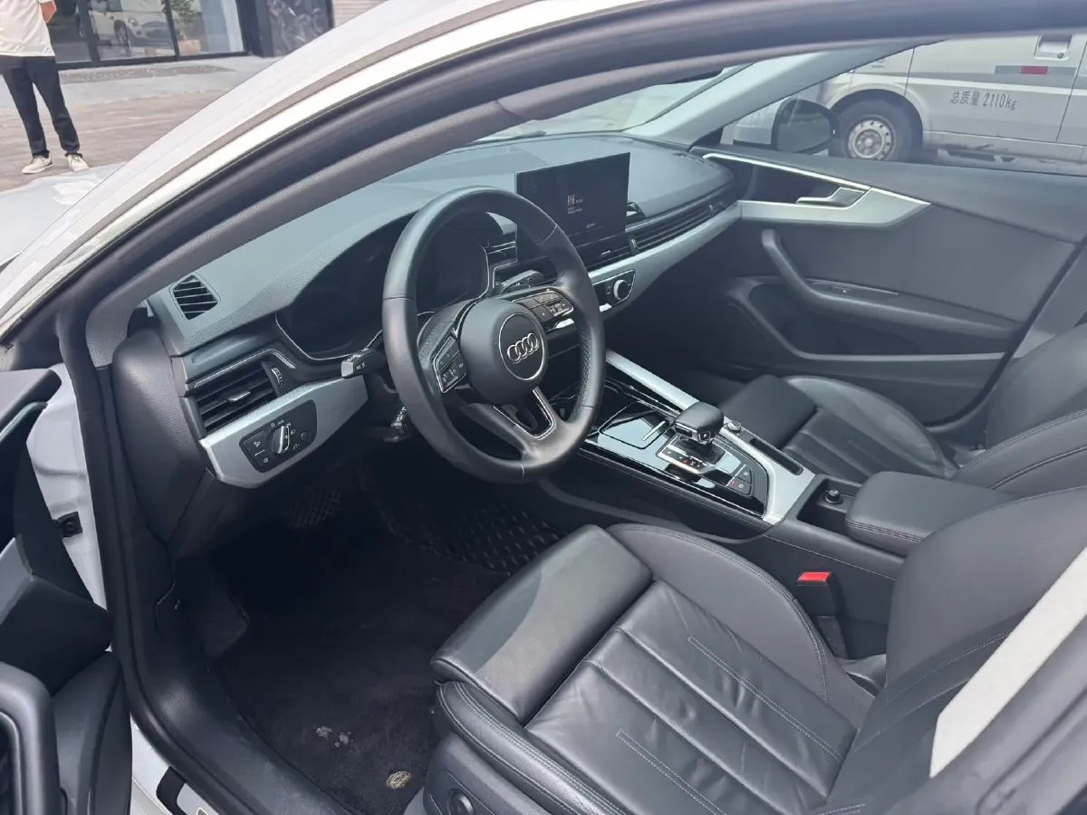 2022 Audi A5 2.0T 204HP L4 7DCT,autocango,china used car exporter,china ev exporter,chinese used car exporter,chinese used ev exporter