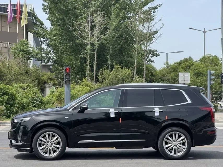 2022 Cadillac XT6 2.0T 237HP L4 9AT,autocango,china used car exporter,china ev exporter,chinese used car exporter,chinese used ev exporter