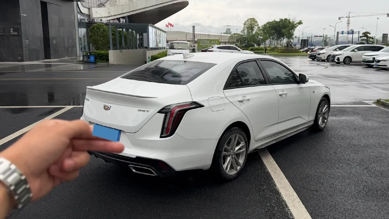 2021 Cadillac CT4 2.0T 237HP L4 8AT,autocango,china used car exporter,china ev exporter,chinese used car exporter,chinese used ev exporter