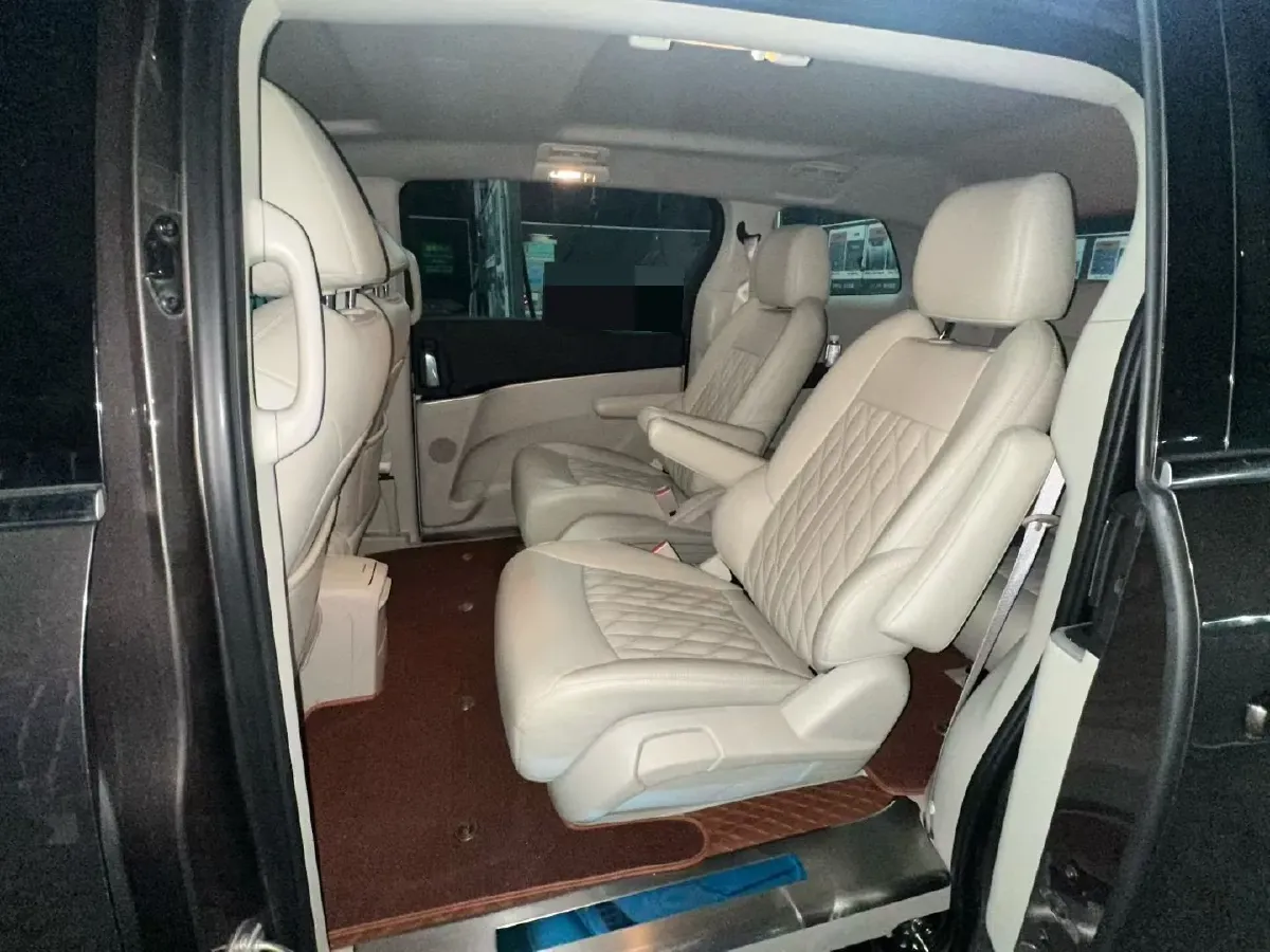2023 Buick GL8 2.0T 237HP L4 9AT,autocango,china used car exporter,china ev exporter,chinese used car exporter,chinese used ev exporter