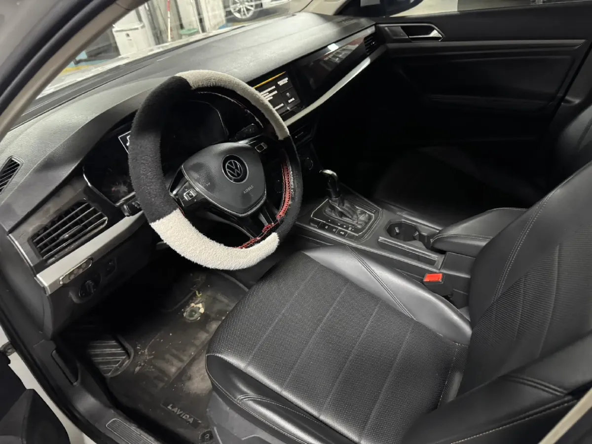 2019 Volkswagen Lavida 1.5L 116HP L4 6AT,autocango,china used car exporter,china ev exporter,chinese used car exporter,chinese used ev exporter