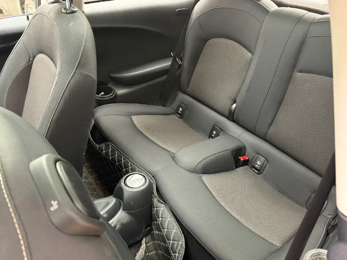 2020 MINI MINI 1.5T 102HP L3 7DCT,autocango,china used car exporter,china ev exporter,chinese used car exporter,chinese used ev exporter