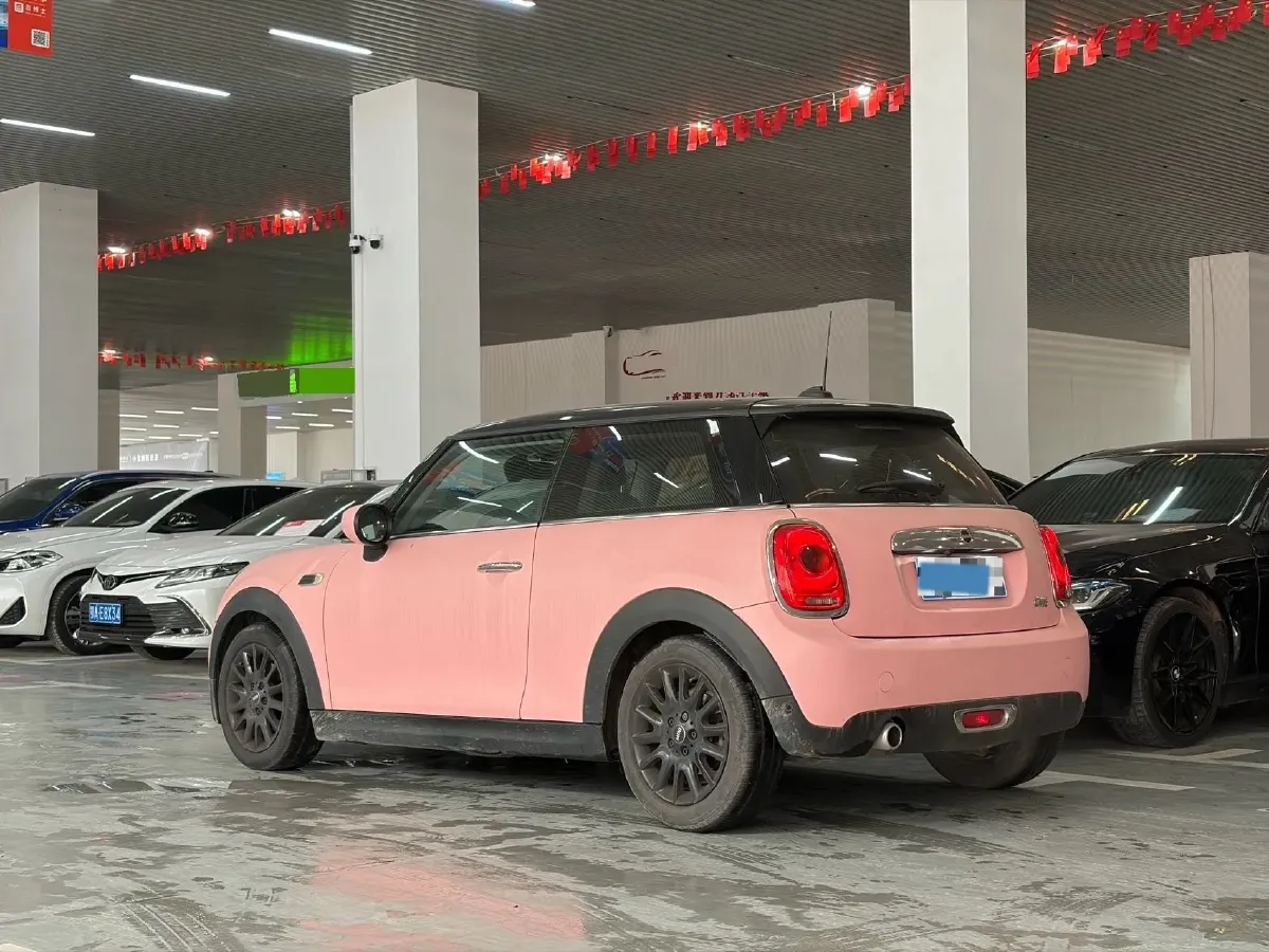 2020 MINI MINI 1.5T 102HP L3 7DCT,autocango,china used car exporter,china ev exporter,chinese used car exporter,chinese used ev exporter