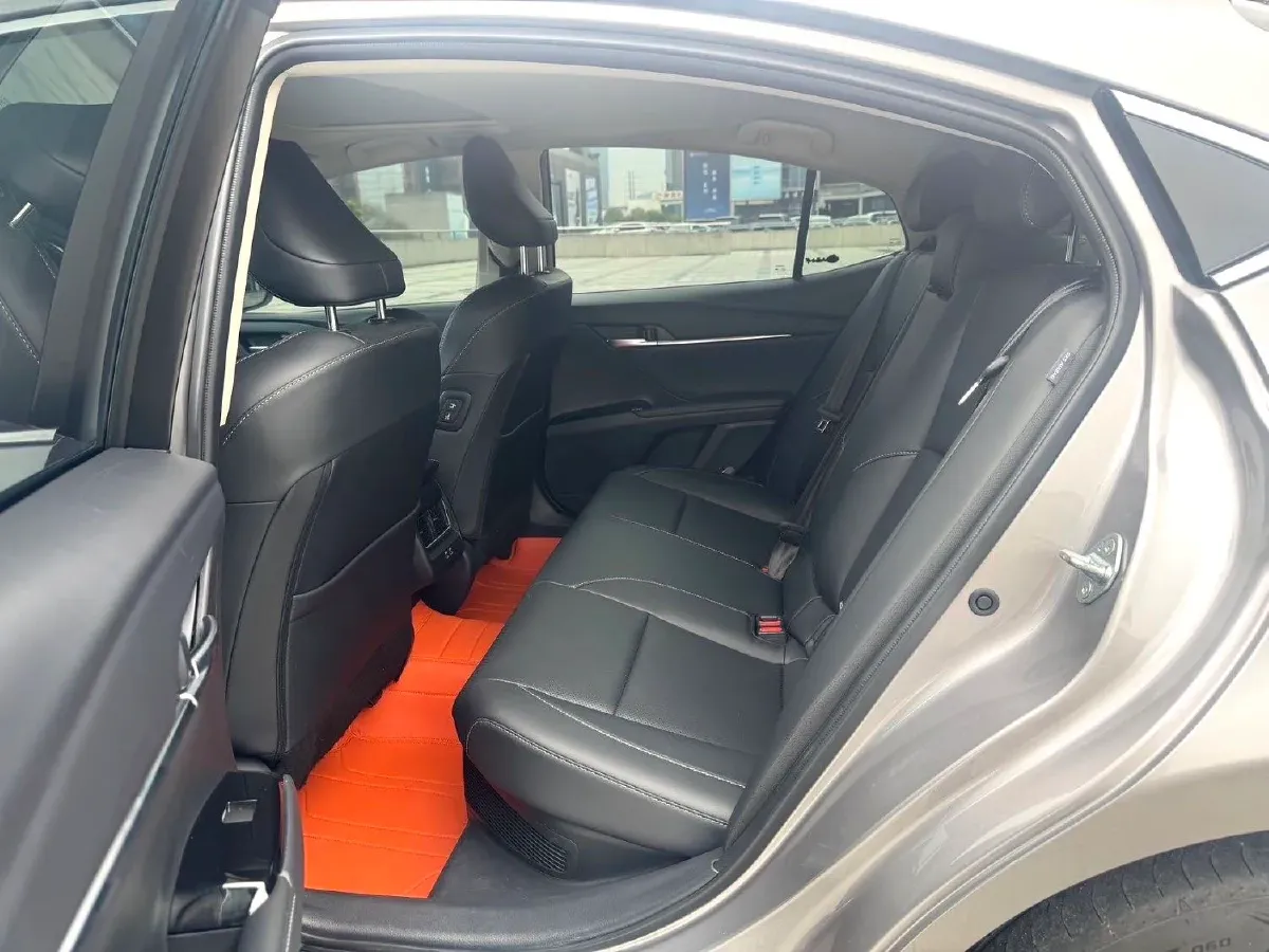 2026 Toyota Camry 2.0L 152HP L4 E-CVT Hybrid,autocango,china used car exporter,china ev exporter,chinese used car exporter,chinese used ev exporter
