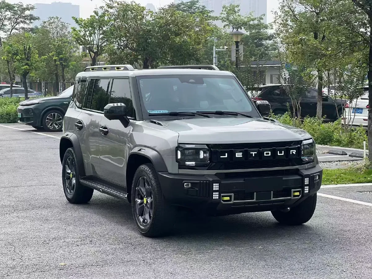 2023 Jetour Traveller 2.0T 254HP L4 7DCT,autocango,china used car exporter,china ev exporter,chinese used car exporter,chinese used ev exporter