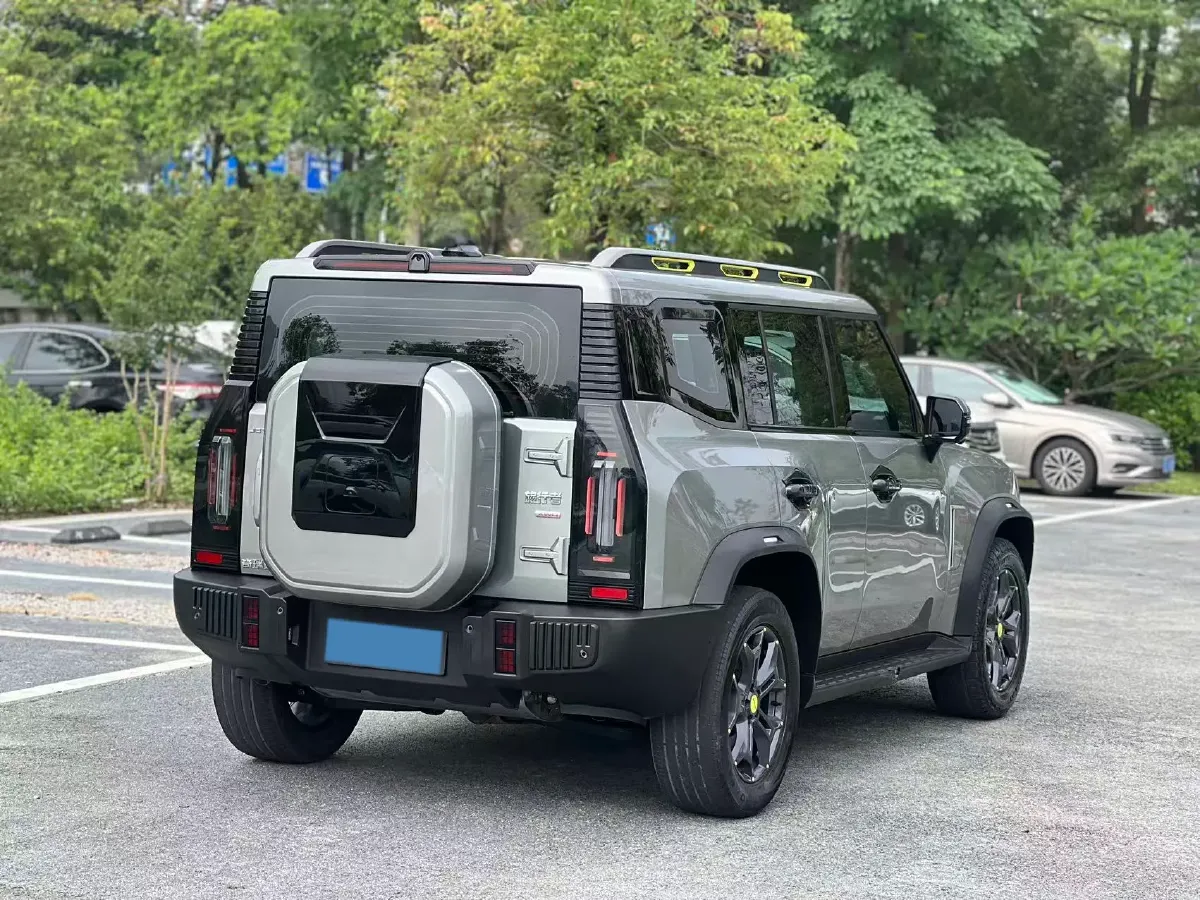 2023 Jetour Traveller 2.0T 254HP L4 7DCT,autocango,china used car exporter,china ev exporter,chinese used car exporter,chinese used ev exporter