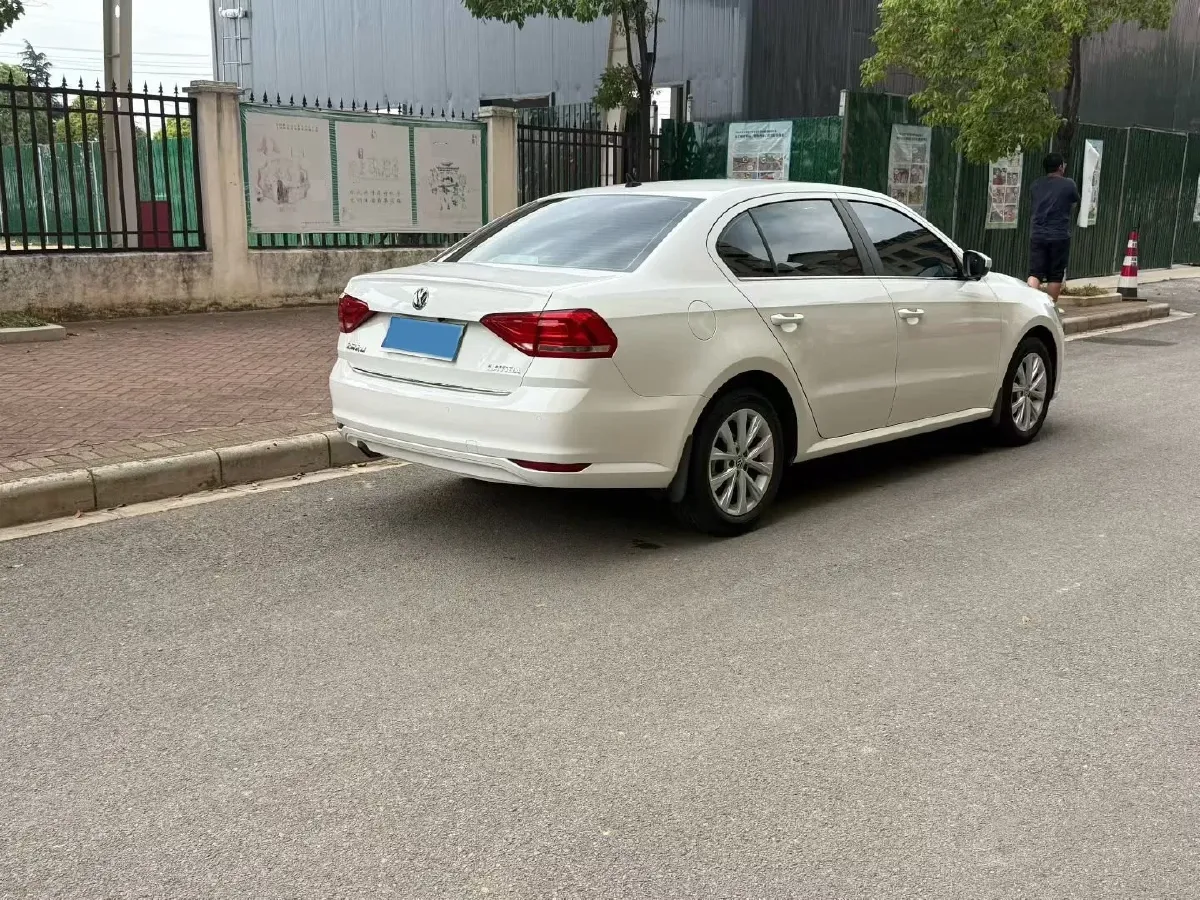 2019 Volkswagen Polo 1.5L 113HP L4 5MT,autocango,china used car exporter,china ev exporter,chinese used car exporter,chinese used ev exporter