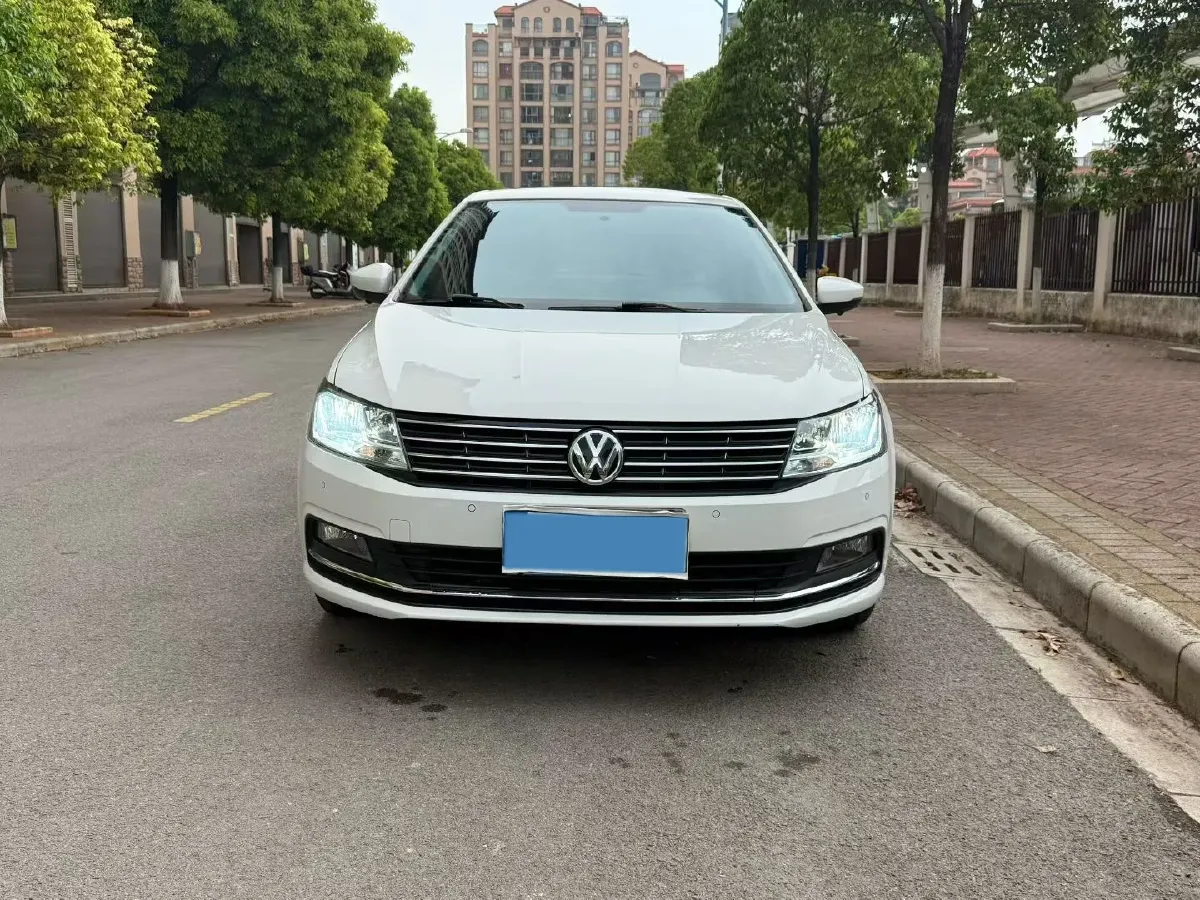 2019 Volkswagen Polo 1.5L 113HP L4 5MT,autocango,china used car exporter,china ev exporter,chinese used car exporter,chinese used ev exporter