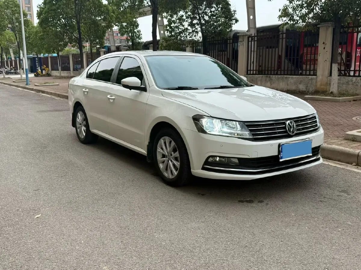 2019 Volkswagen Polo 1.5L 113HP L4 5MT,autocango,china used car exporter,china ev exporter,chinese used car exporter,chinese used ev exporter