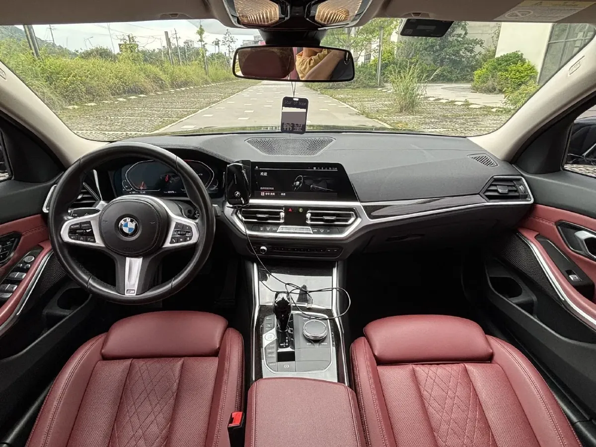 2022 BMW 3 Series 2.0T 184HP L4 8AT,autocango,china used car exporter,china ev exporter,chinese used car exporter,chinese used ev exporter
