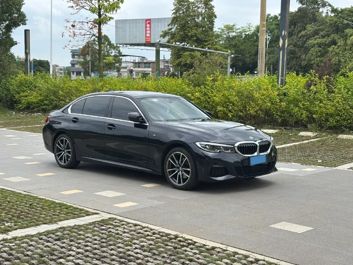 2022 BMW 3 Series 2.0T 184HP L4 8AT,autocango,china used car exporter,china ev exporter,chinese used car exporter,chinese used ev exporter