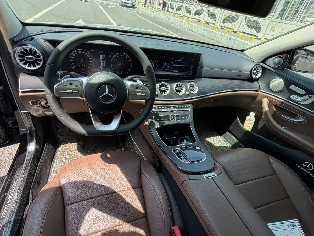 2020 Mercedes-Benz E Class 2.0T 258HP L4 9AT,autocango,china used car exporter,china ev exporter,chinese used car exporter,chinese used ev exporter