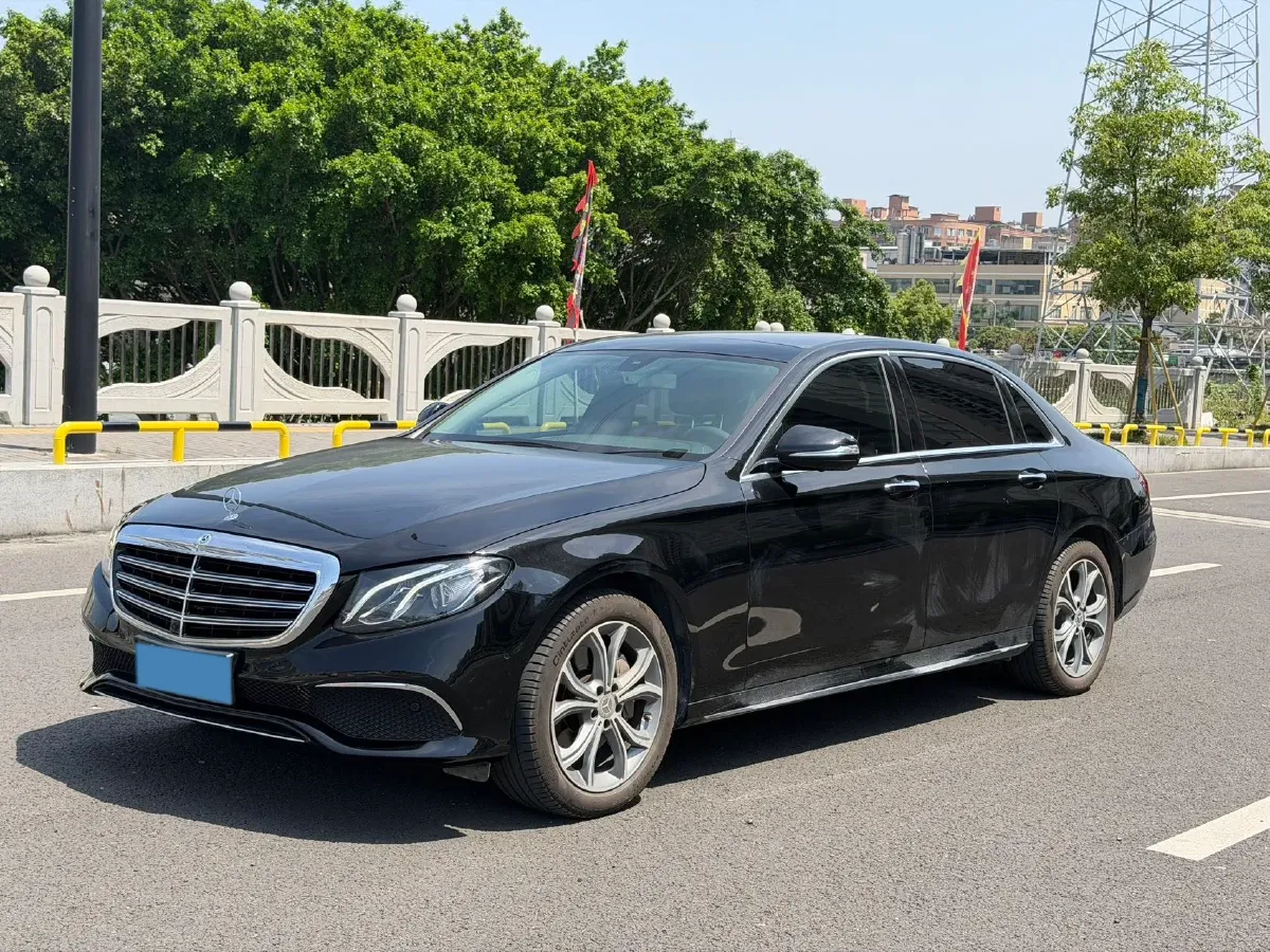 2020 Mercedes-Benz E Class 2.0T 258HP L4 9AT,autocango,china used car exporter,china ev exporter,chinese used car exporter,chinese used ev exporter