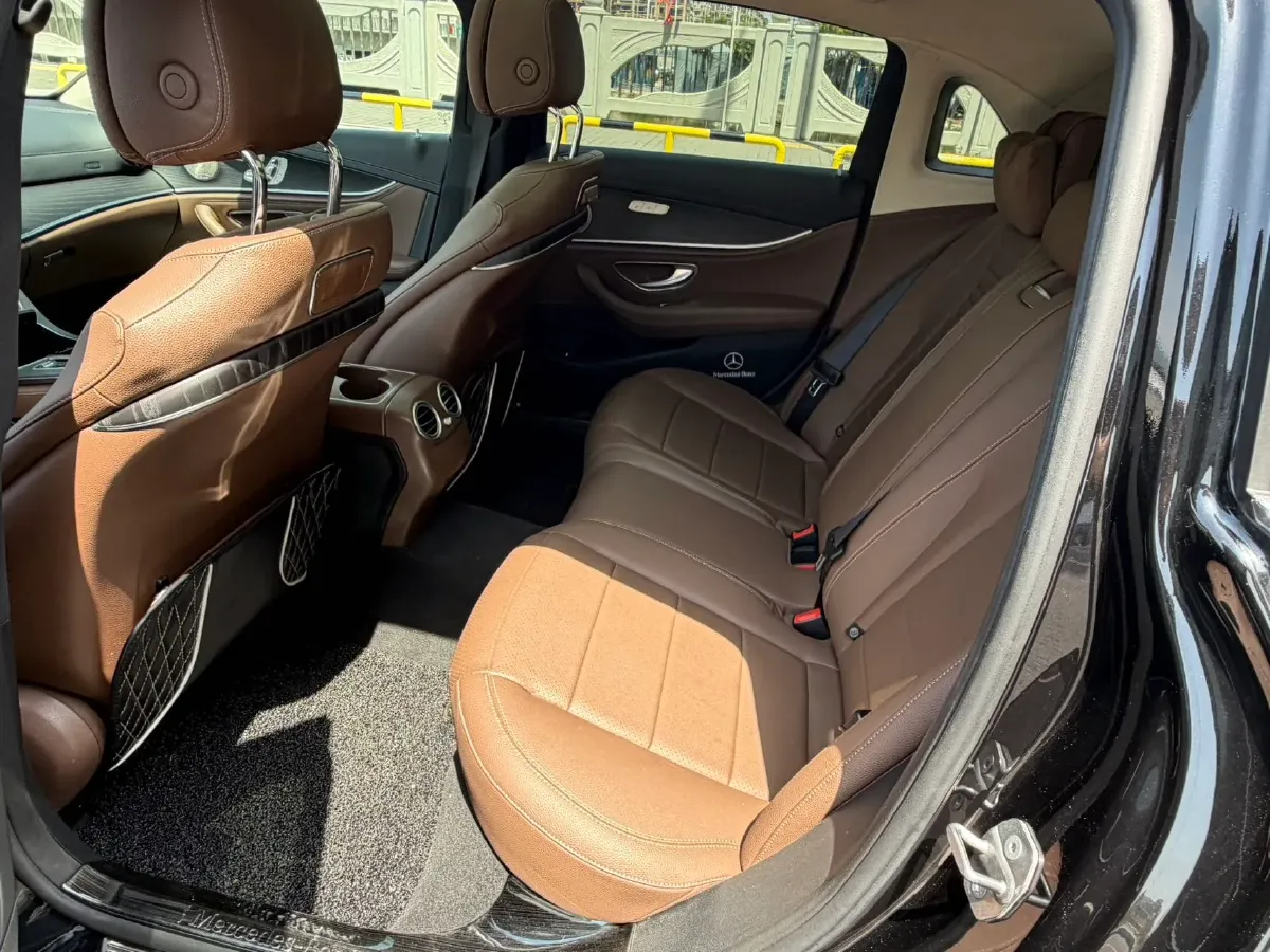 2020 Mercedes-Benz E Class 2.0T 258HP L4 9AT,autocango,china used car exporter,china ev exporter,chinese used car exporter,chinese used ev exporter