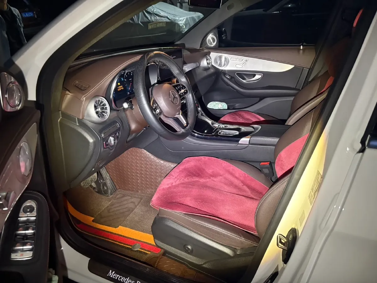 2022 Mercedes-Benz GLC Class 2.0T 197HP L4 9AT,autocango,china used car exporter,china ev exporter,chinese used car exporter,chinese used ev exporter
