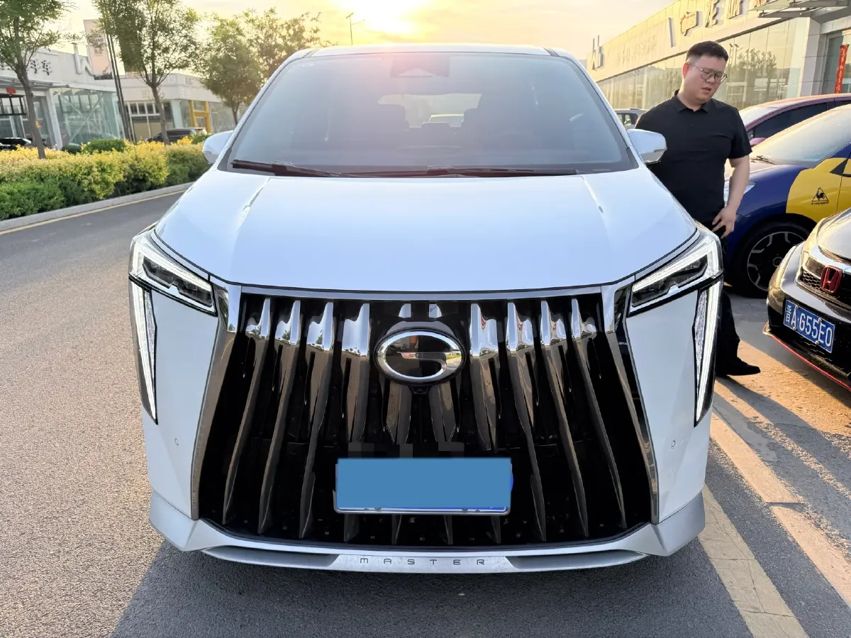 2023 GAC Trumpchi M8 2.0T 252HP L4 8AT,autocango,china used car exporter,china ev exporter,chinese used car exporter,chinese used ev exporter