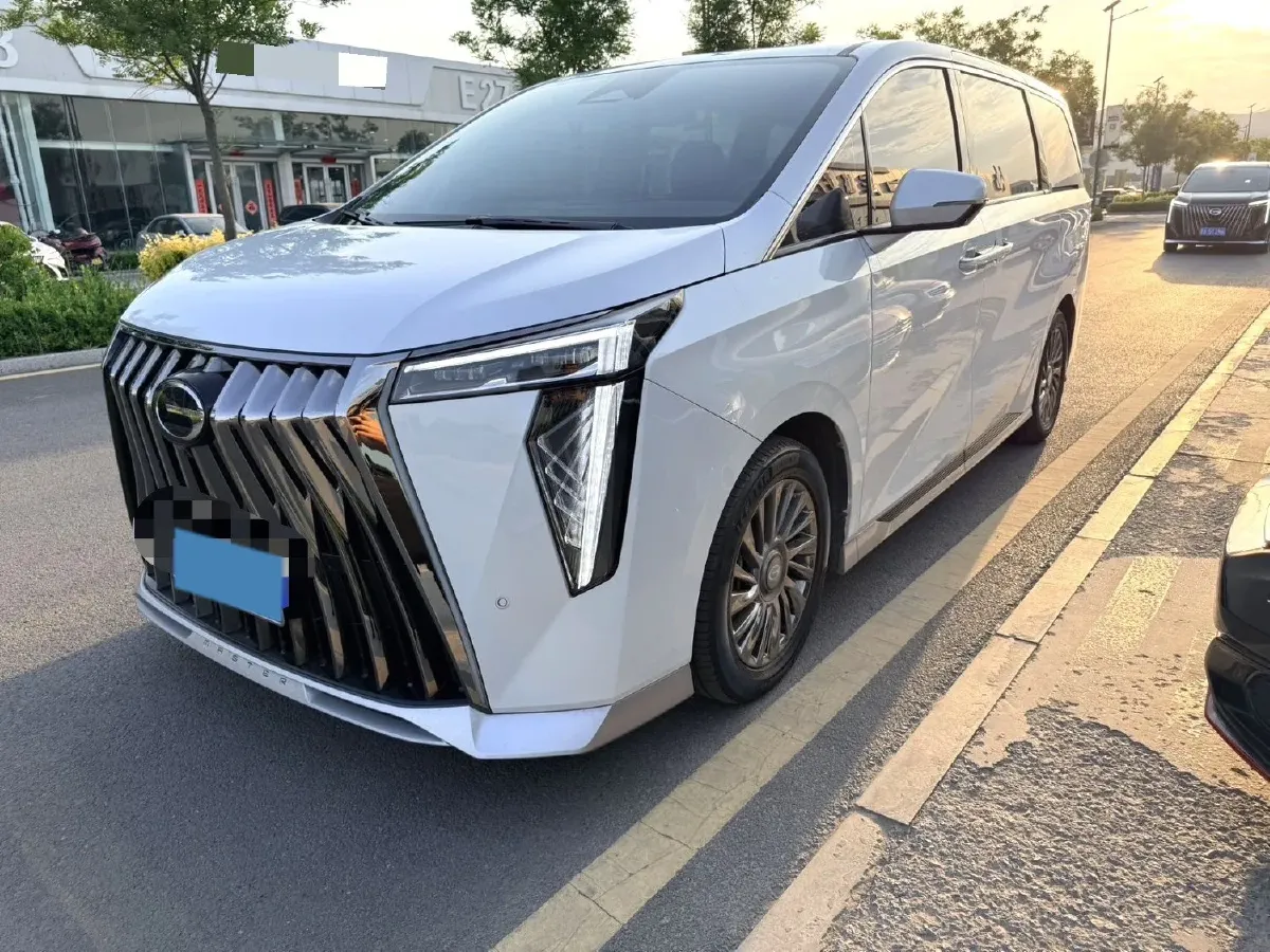 2023 GAC Trumpchi M8 2.0T 252HP L4 8AT,autocango,china used car exporter,china ev exporter,chinese used car exporter,chinese used ev exporter