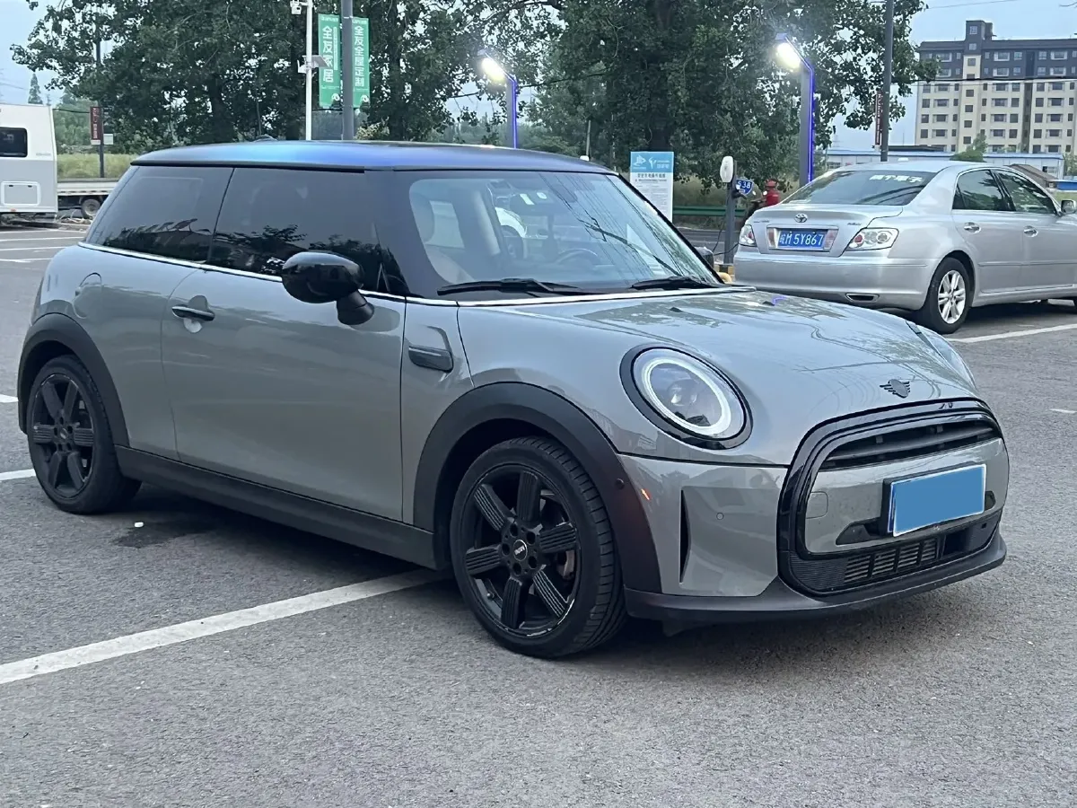 2023 MINI MINI 1.5T 136HP L3 7DCT,autocango,china used car exporter,china ev exporter,chinese used car exporter,chinese used ev exporter