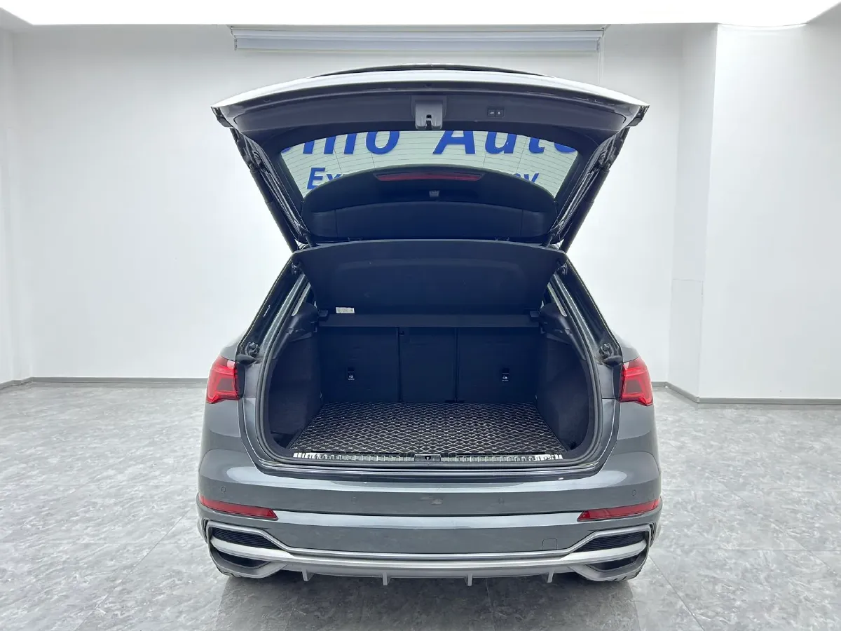 2022 Audi Q3 1.4T 150HP L4 7DCT,autocango,china used car exporter,china ev exporter,chinese used car exporter,chinese used ev exporter