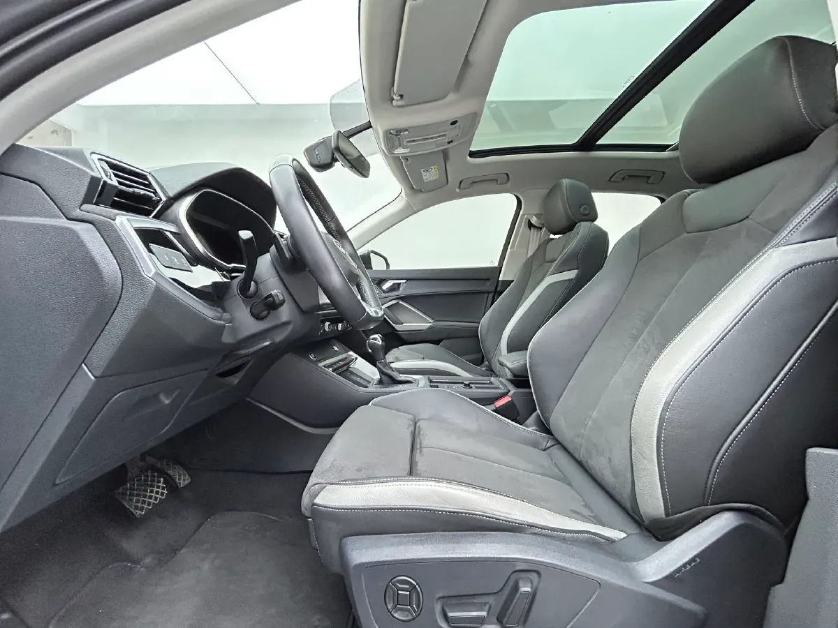 2022 Audi Q3 1.4T 150HP L4 7DCT,autocango,china used car exporter,china ev exporter,chinese used car exporter,chinese used ev exporter