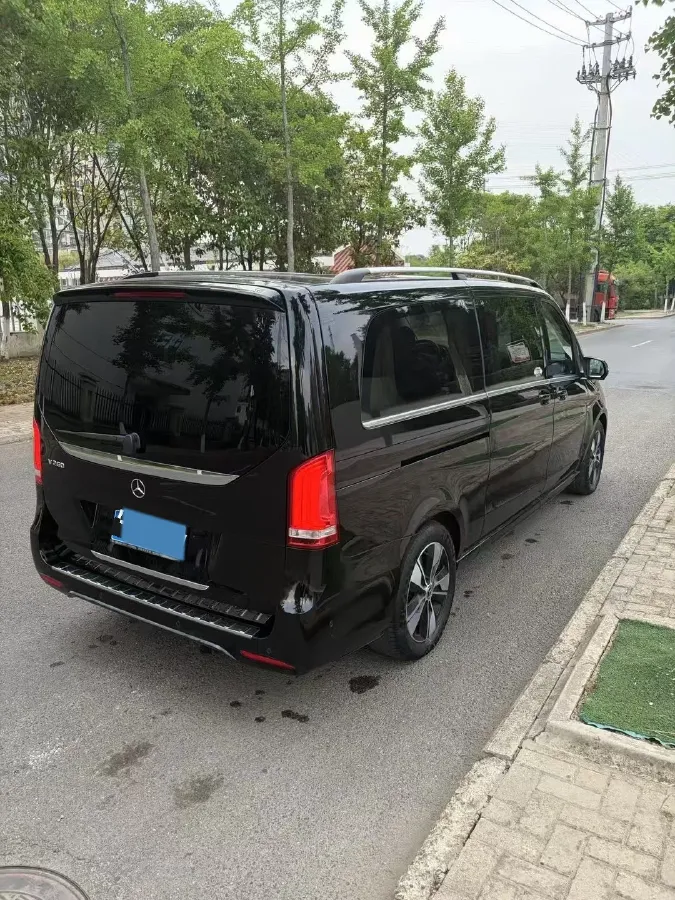 2020 Mercedes-Benz V Class 2.0T 211HP L4 9AT,autocango,china used car exporter,china ev exporter,chinese used car exporter,chinese used ev exporter