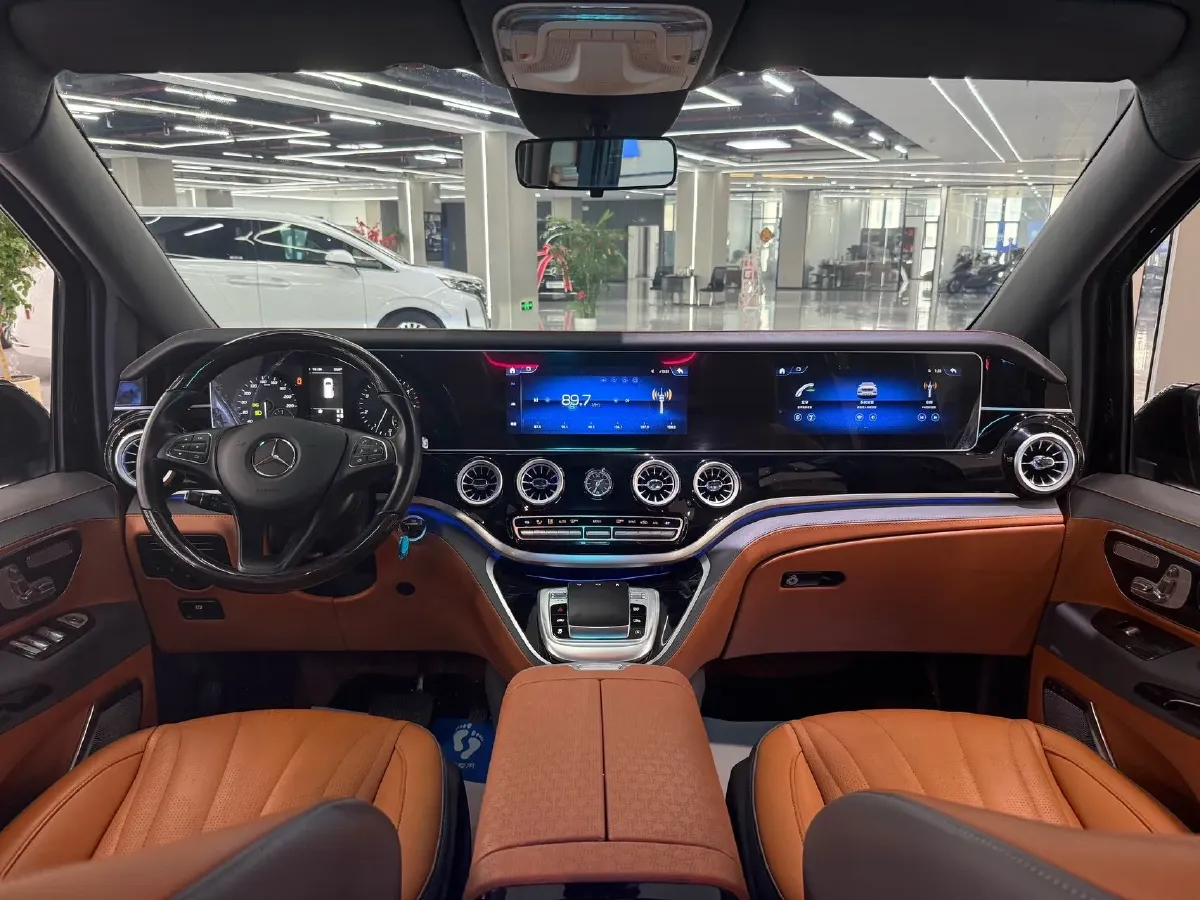 2023 Mercedes-Benz Vito 2.0T 211HP L4 9AT,autocango,china used car exporter,china ev exporter,chinese used car exporter,chinese used ev exporter