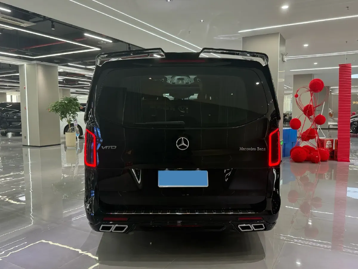 2023 Mercedes-Benz Vito 2.0T 211HP L4 9AT,autocango,china used car exporter,china ev exporter,chinese used car exporter,chinese used ev exporter