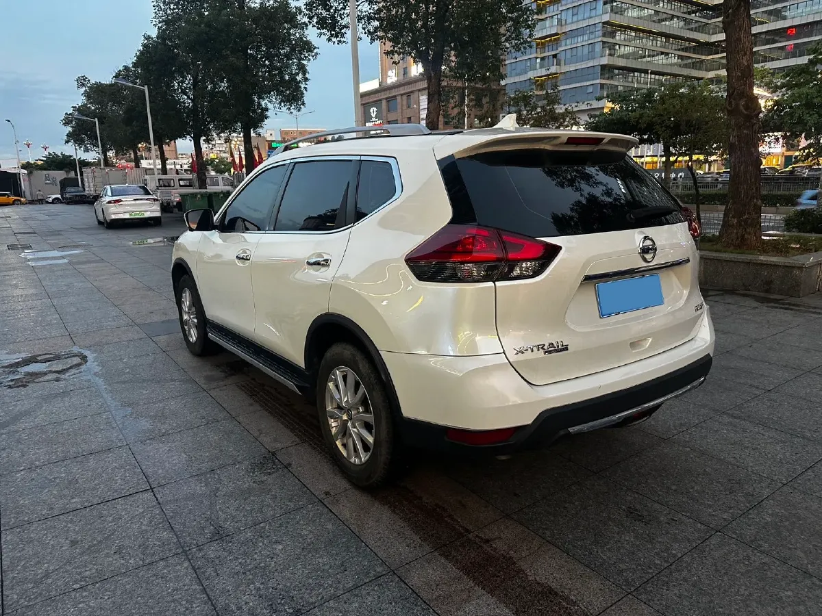 2023 Nissan X-Trail 2.0L 151HP L4 CVT,autocango,china used car exporter,china ev exporter,chinese used car exporter,chinese used ev exporter