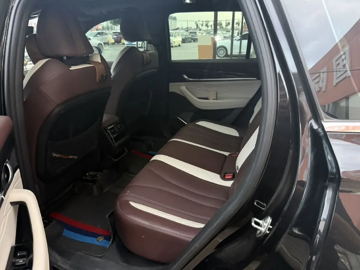 2024 Geely Monjaro 2.0T 238HP L4 8AT,autocango,china used car exporter,china ev exporter,chinese used car exporter,chinese used ev exporter