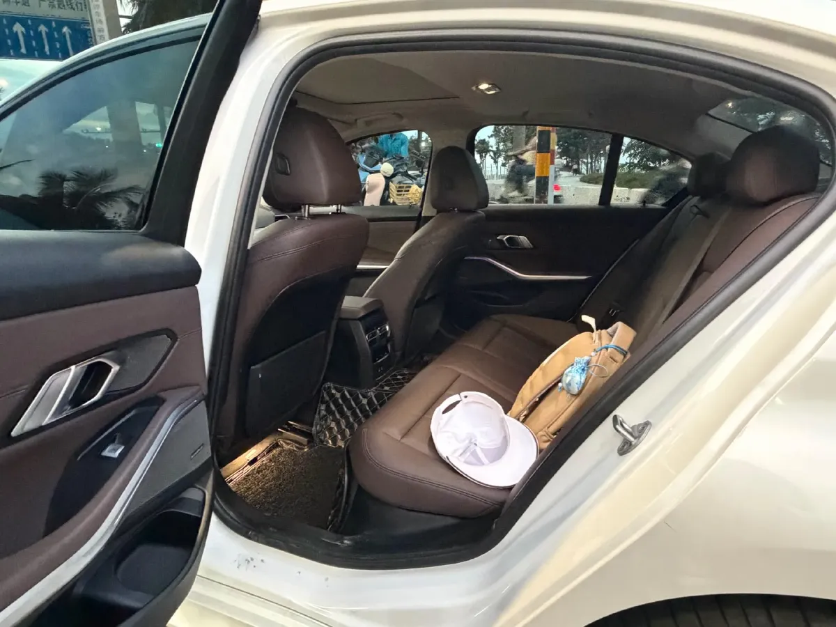 2020 BMW 3 Series 2.0T 258HP L4 8AT,autocango,china used car exporter,china ev exporter,chinese used car exporter,chinese used ev exporter