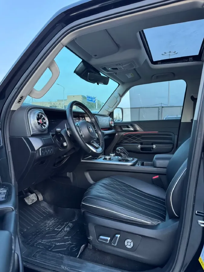 2023 Tank 300 2.0T 227HP L4 8AT,autocango,china used car exporter,china ev exporter,chinese used car exporter,chinese used ev exporter