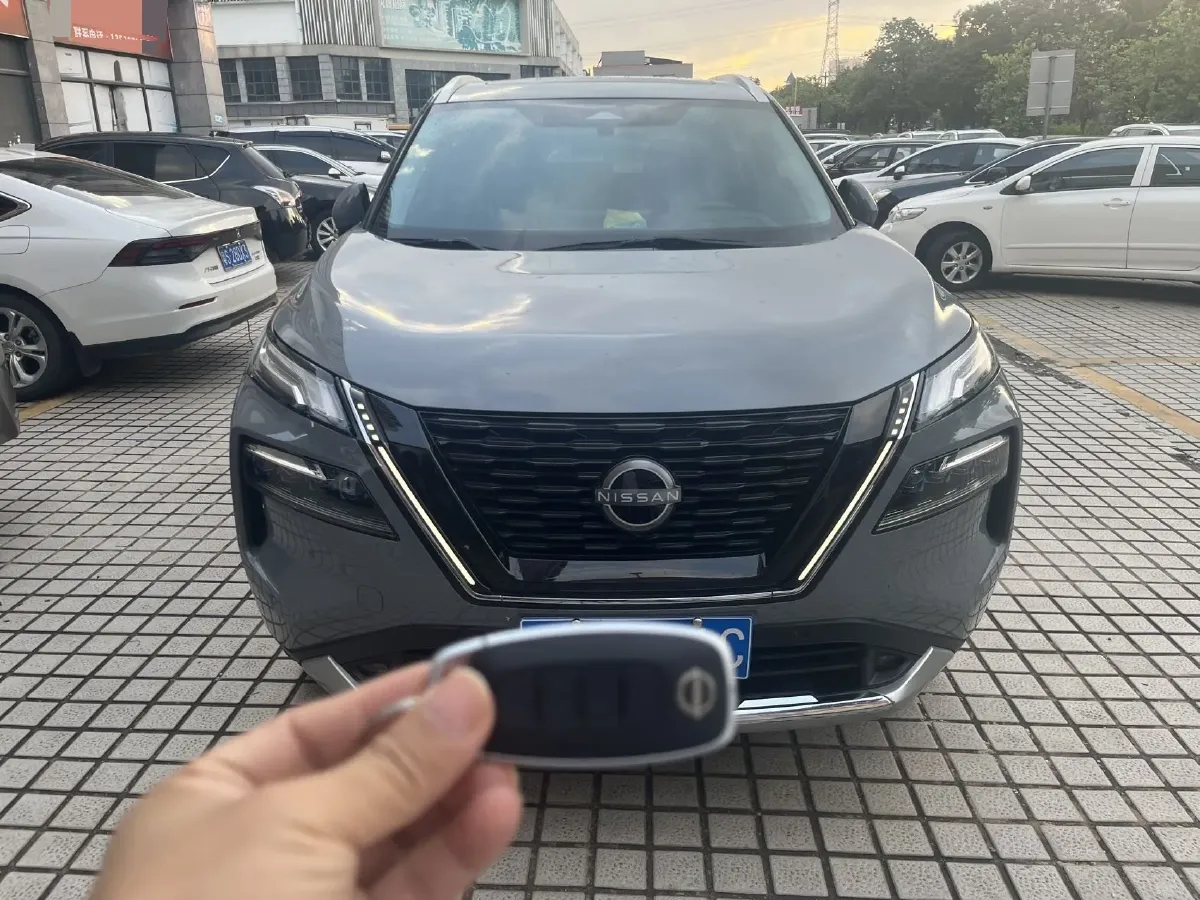 2023 Nissan X-Trail 1.5T 144HP L3 Hybrid,autocango,china used car exporter,china ev exporter,chinese used car exporter,chinese used ev exporter