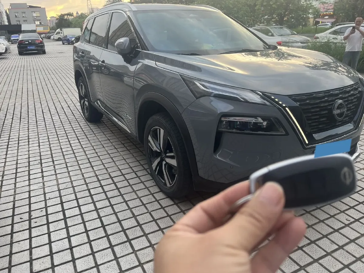 2023 Nissan X-Trail 1.5T 144HP L3 Hybrid,autocango,china used car exporter,china ev exporter,chinese used car exporter,chinese used ev exporter