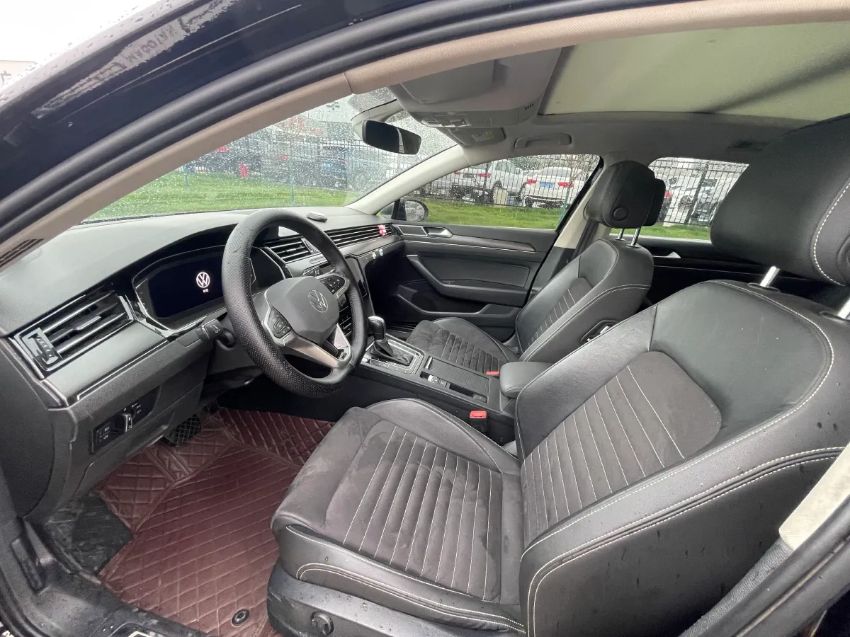 2021 Volkswagen Magotan 2.0T 186HP L4 7DCT,autocango,china used car exporter,china ev exporter,chinese used car exporter,chinese used ev exporter