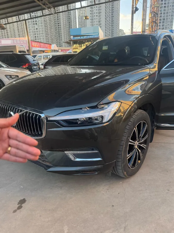 2021 Volvo XC60 2.0T 250HP L4 8AT,autocango,china used car exporter,china ev exporter,chinese used car exporter,chinese used ev exporter