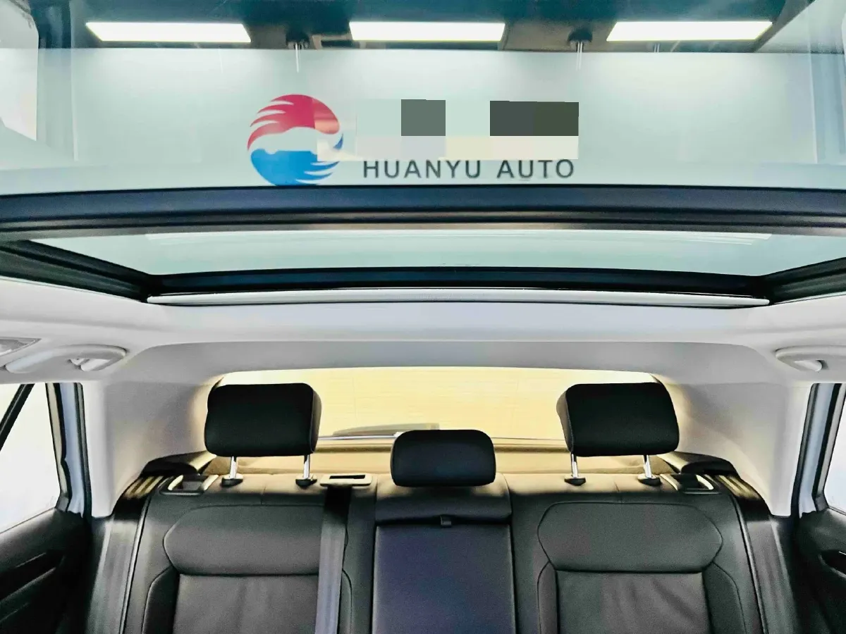 2022 Volkswagen T-Roc 1.4T 150HP L4 7DCT,autocango,china used car exporter,china ev exporter,chinese used car exporter,chinese used ev exporter
