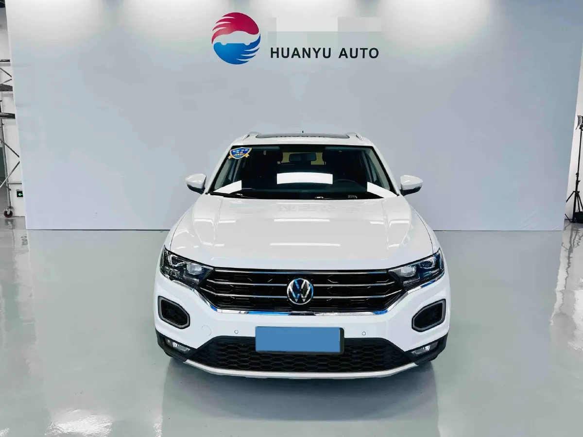 2022 Volkswagen T-Roc 1.4T 150HP L4 7DCT,autocango,china used car exporter,china ev exporter,chinese used car exporter,chinese used ev exporter