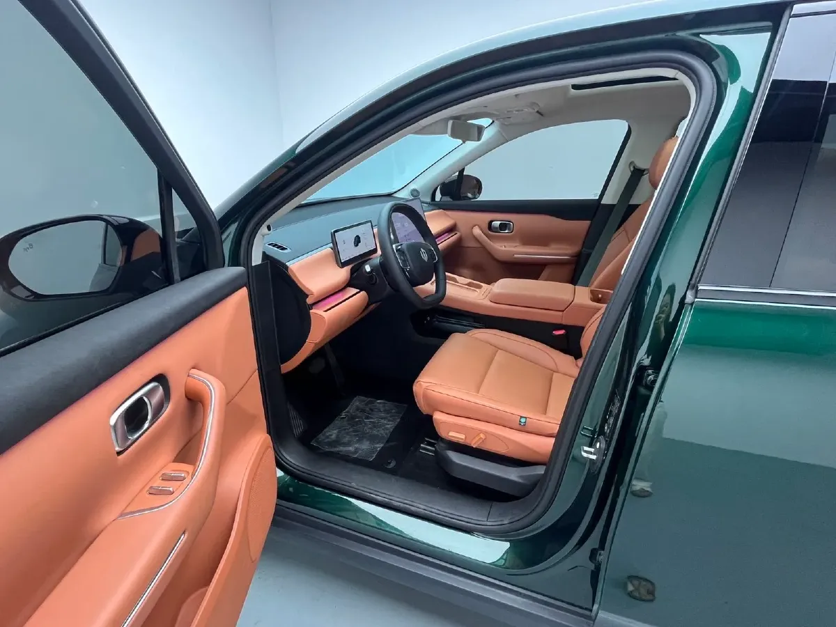 2024 Leapmotor C10 1.5L 95HP L4 REEV 28.4KWH,autocango,china used car exporter,china ev exporter,chinese used car exporter,chinese used ev exporter