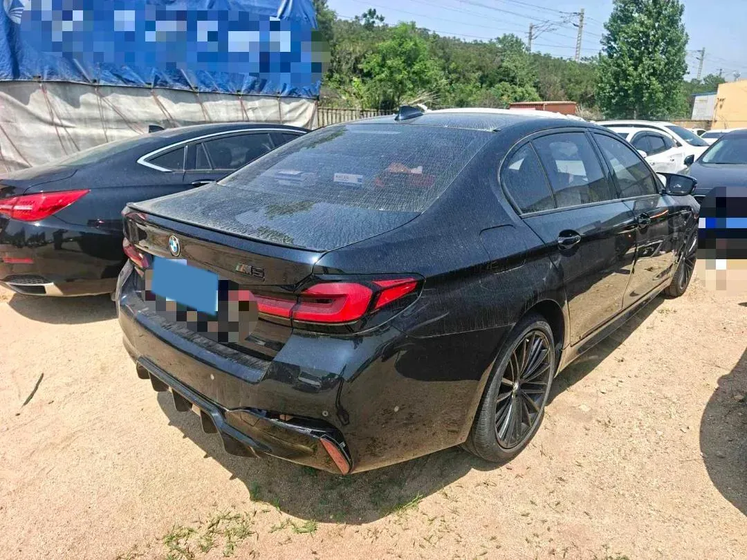 2022 BMW 5 Series 2.0T 252HP L4 8AT,autocango,china used car exporter,china ev exporter,chinese used car exporter,chinese used ev exporter