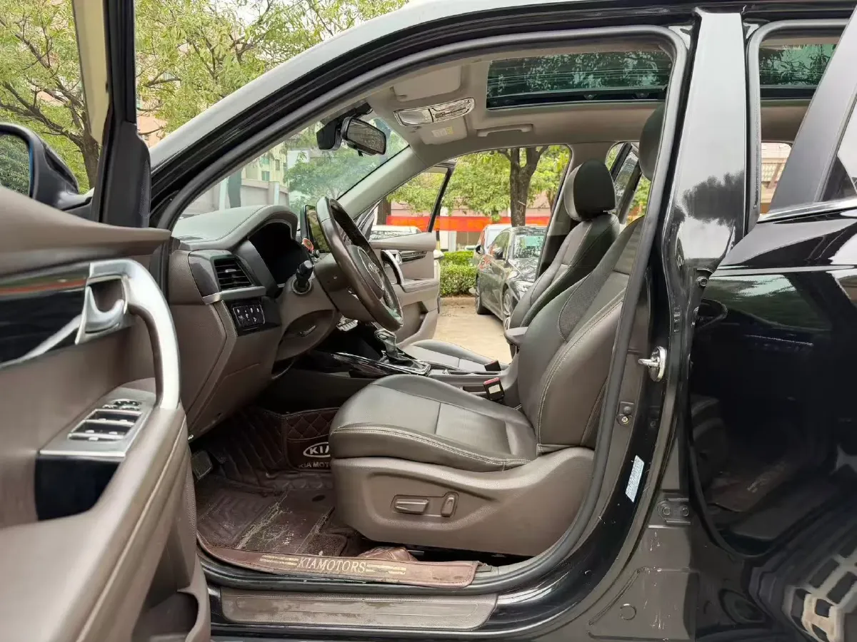 2018 Kia Sportage R 2.0L 160HP L4 6AT,autocango,china used car exporter,china ev exporter,chinese used car exporter,chinese used ev exporter