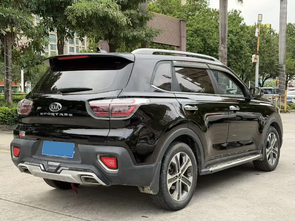 2018 Kia Sportage R 2.0L 160HP L4 6AT,autocango,china used car exporter,china ev exporter,chinese used car exporter,chinese used ev exporter