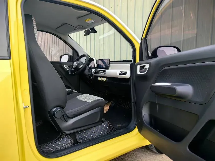 2024 WuLing HongGuang MINI EV BEV 17.3KWH,autocango,china used car exporter,china ev exporter,chinese used car exporter,chinese used ev exporter